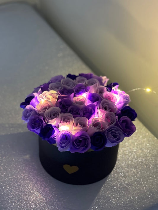 Luxury Glow | Aranjamente cu Trandafiri de Sapun