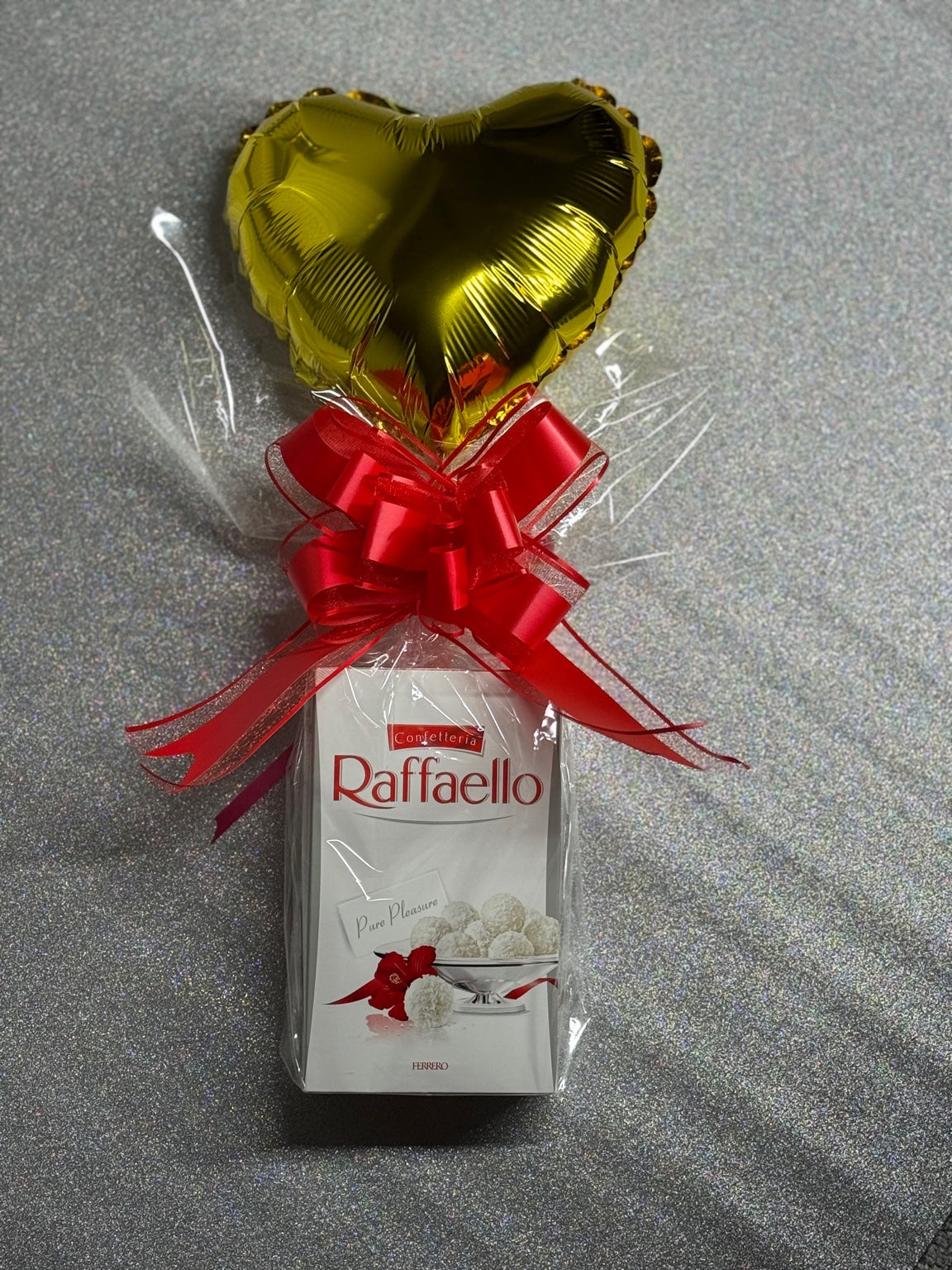 🍫Golden Heart Raffaello Gift